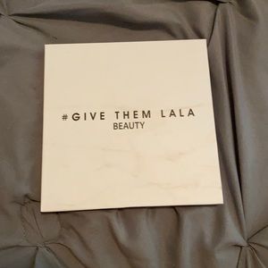 #givethemlalabeauty